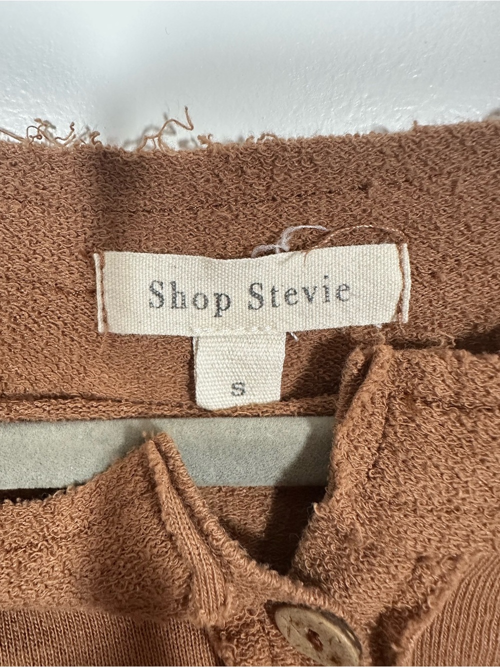 Shop Stevie Rustic Brown Short Sleeve Henley - Picture 2 of 3